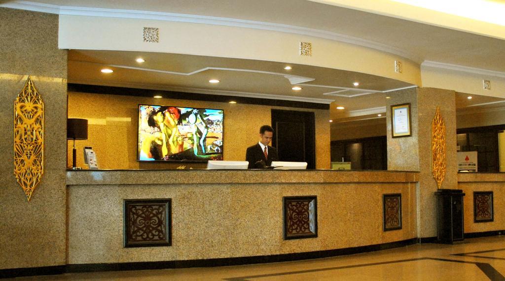 סמרינדה Bumi Senyiur Hotel מראה חיצוני תמונה