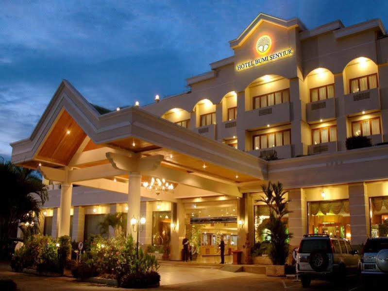 סמרינדה Bumi Senyiur Hotel מראה חיצוני תמונה